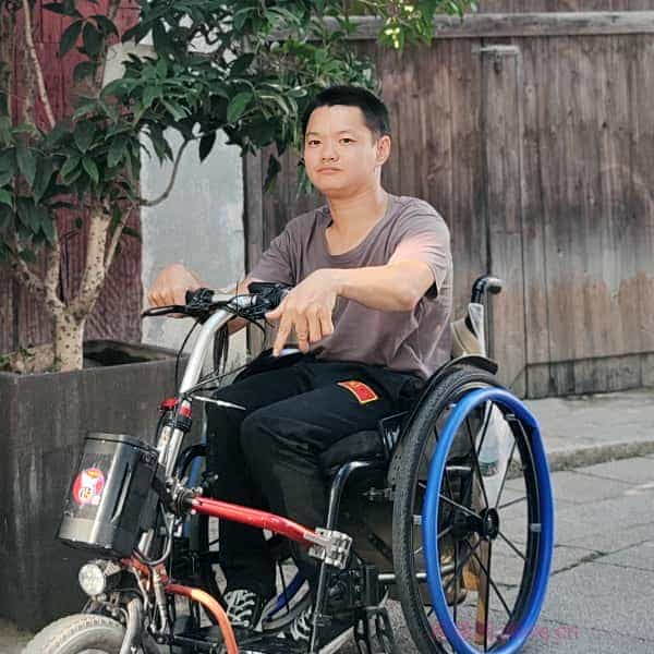 33岁岁湖北单身帅哥 - 衡水吉缘网